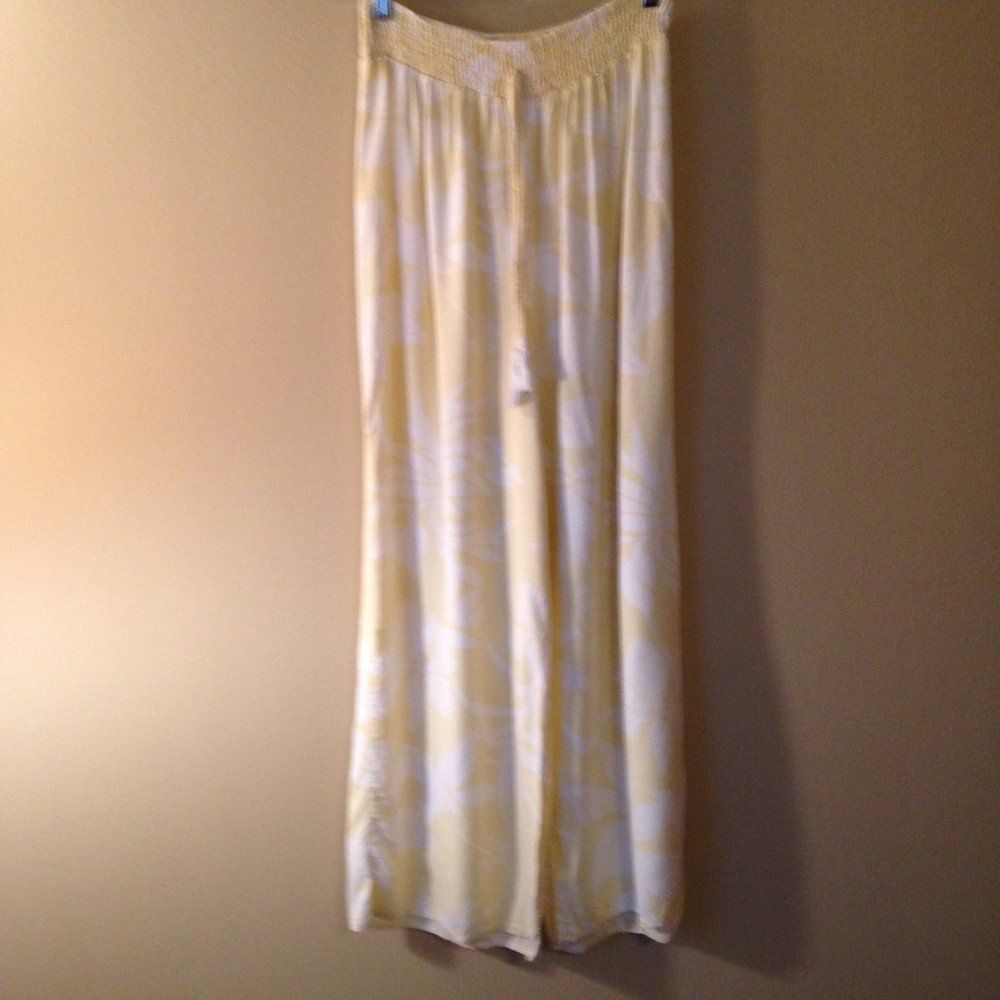 Gorgeous and Comfy Kiwi + Punch Tropical Palazzo Pants M